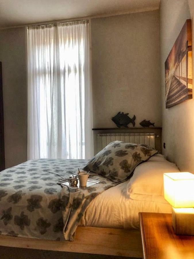 Cortile Del Forno Nel Centro Storico Apartamento Arona Exterior foto
